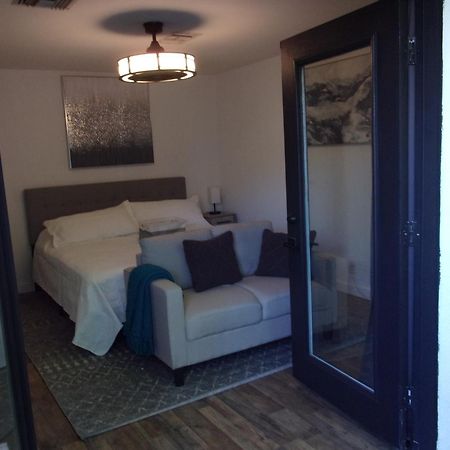 Updated Dwntwn 2Bd Twnhse W/Hot Tub& Private Patio Palm Springs Dış mekan fotoğraf