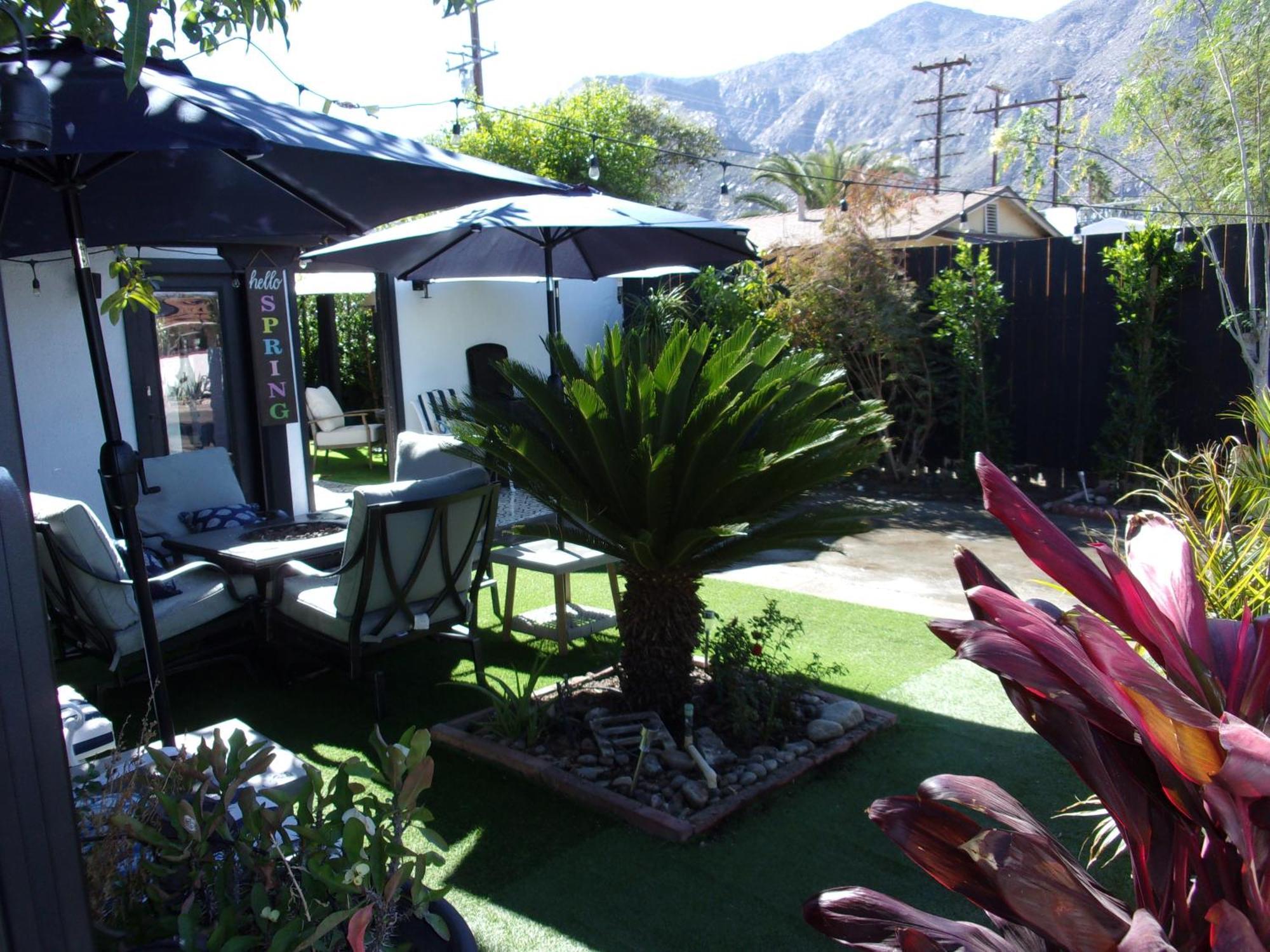 Updated Dwntwn 2Bd Twnhse W/Hot Tub& Private Patio Palm Springs Dış mekan fotoğraf