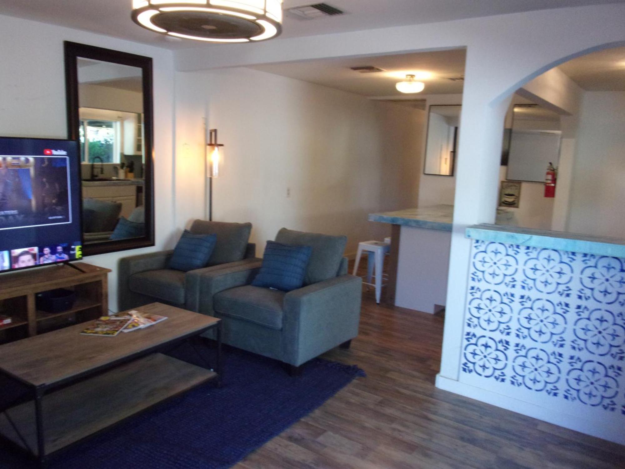 Updated Dwntwn 2Bd Twnhse W/Hot Tub& Private Patio Palm Springs Dış mekan fotoğraf