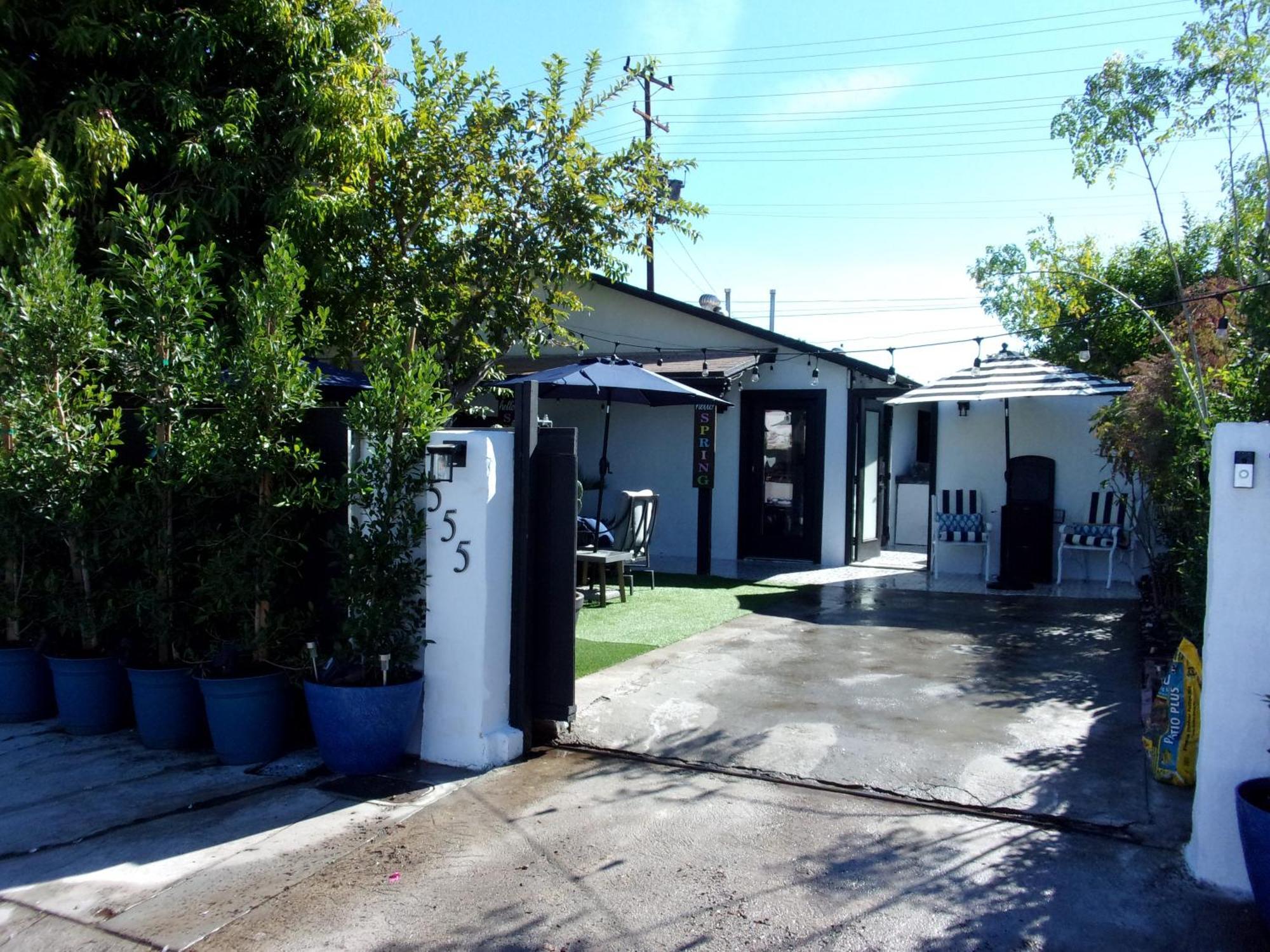 Updated Dwntwn 2Bd Twnhse W/Hot Tub& Private Patio Palm Springs Dış mekan fotoğraf